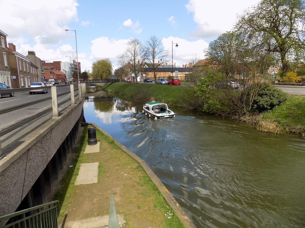 River Lodge B&B Ltd Spalding Dış mekan fotoğraf